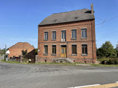 Maison - 300 m² - 3 pièces