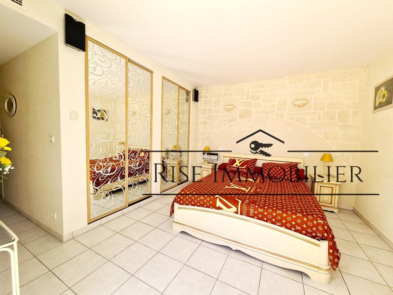 Villa - 152 m² - 5 pièces