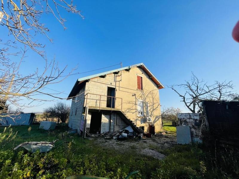 Maison - 77 m² - 3 pièces