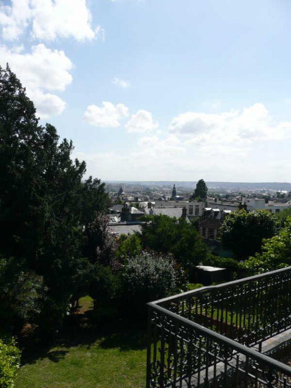 Maison - 157 m² - 9 pièces