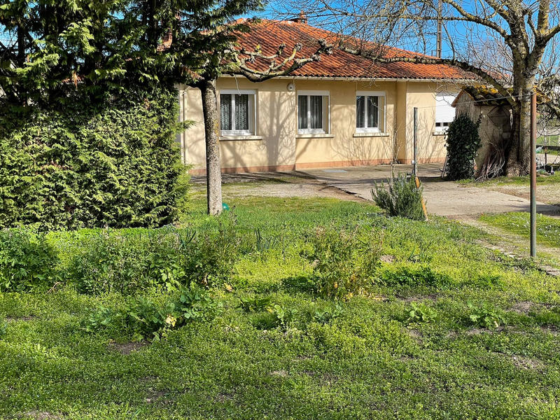Maison - 99 m² - 5 pièces