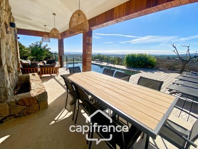 Maison - 95 m² - 4 pièces