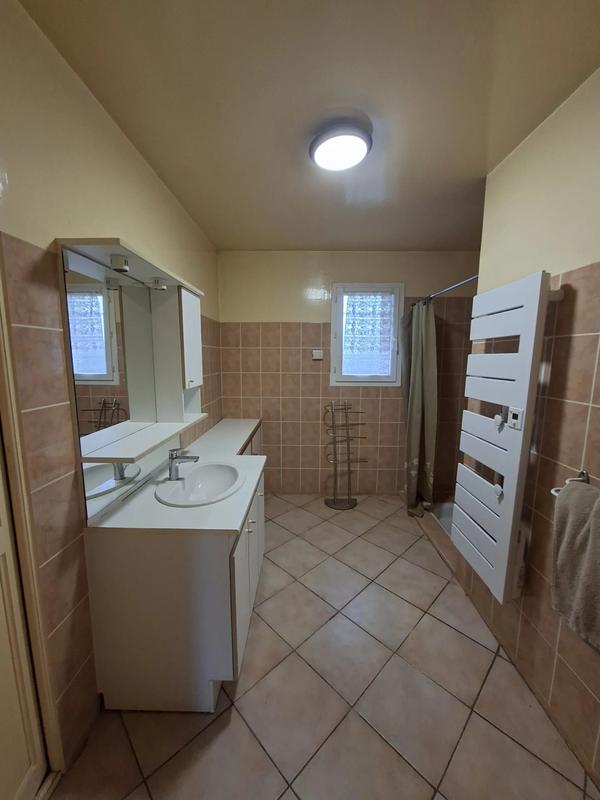 Maison - 111 m² - 5 pièces