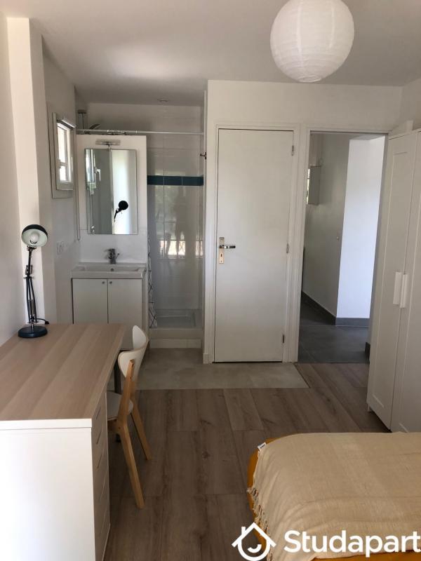 Chambre - 15 m² - 1 pièce