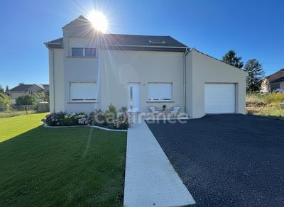 Maison - 126 m² - 5 pièces