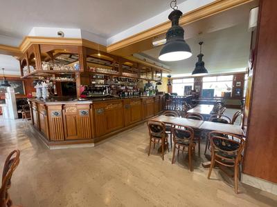 Local commercial - 385 m² - 10 pièces