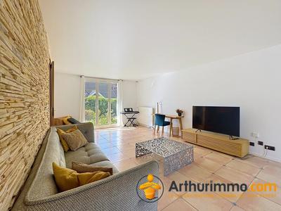 Maison - 194 m² - 7 pièces