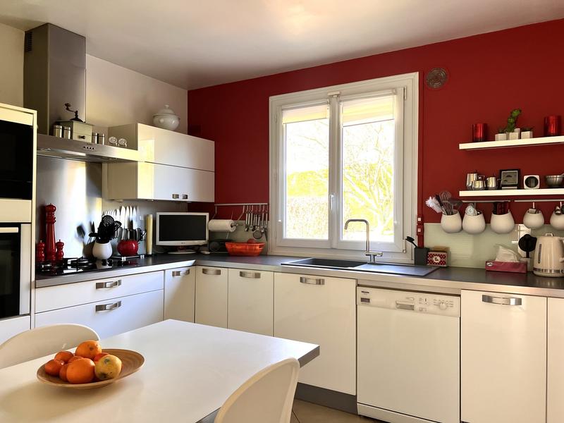 Maison - 100 m² - 5 pièces