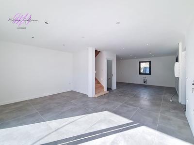 Maison - 123 m² - 4 pièces