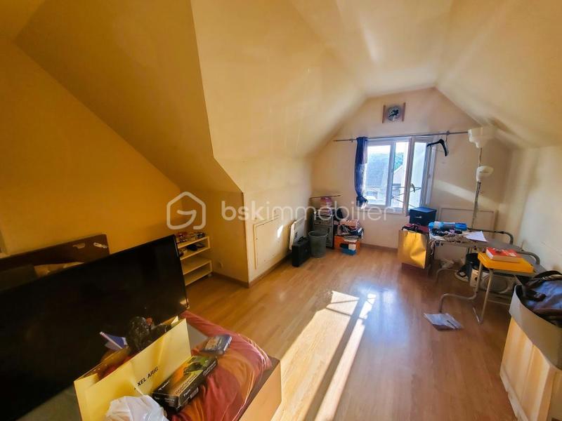 Maison traditionnelle - 130 m² - 6 pièces