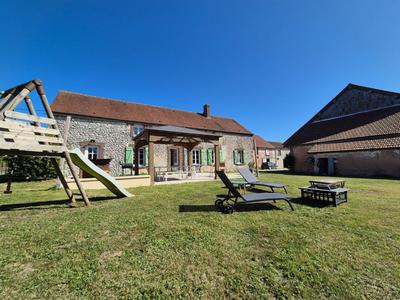 Maison - 231 m² - 8 pièces