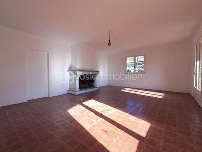 Maison - 146 m² - 7 pièces