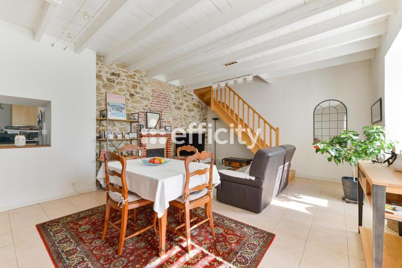 Maison de ville - 84 m² - 4 pièces