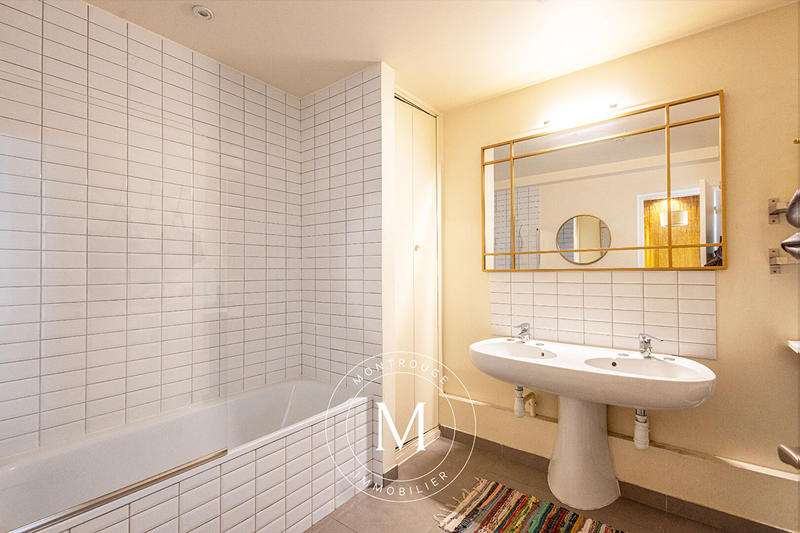 Appartement - 140 m² - 6 pièces