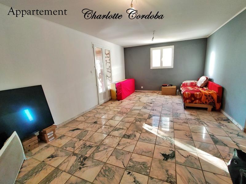 Maison - 233 m² - 8 pièces