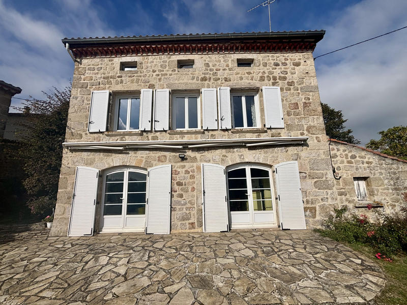 Maison - 197 m² - 6 pièces