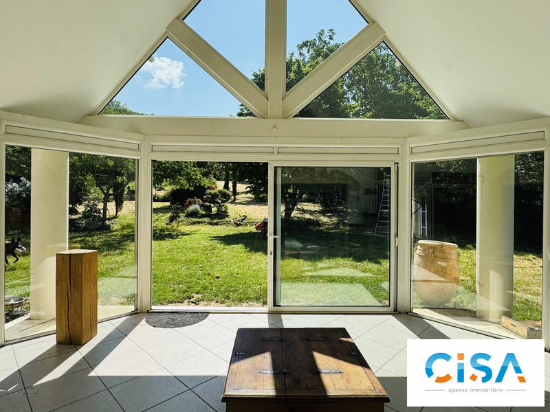 Maison - 180 m² - 8 pièces