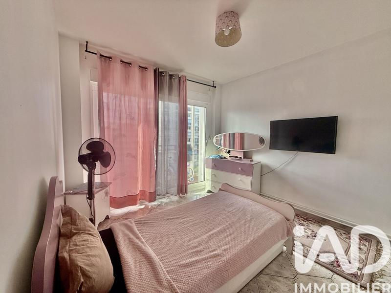 Appartement - 97 m² - 4 pièces