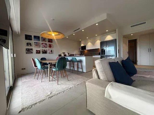 Appartement - 77 m² - 3 pièces