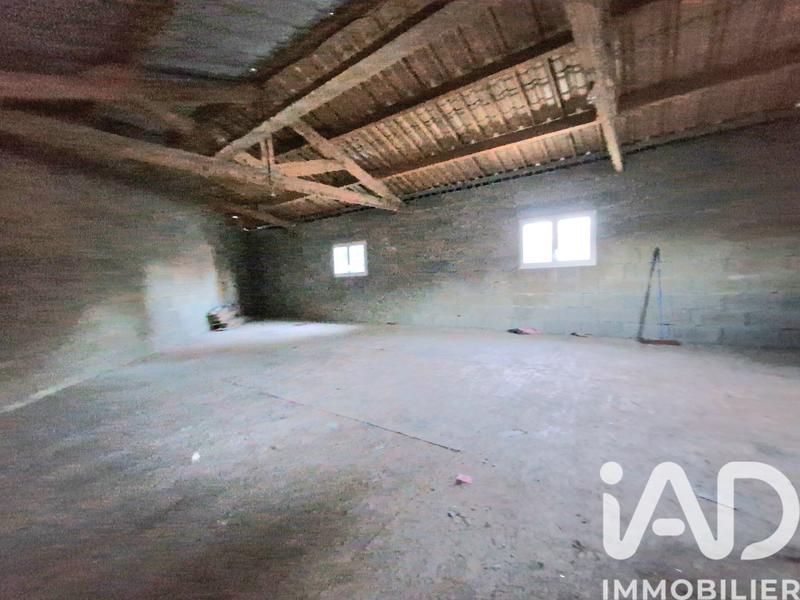 Maison - 183 m² - 9 pièces