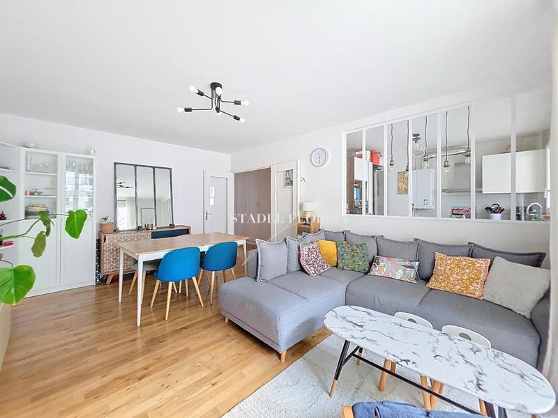 Appartement - 65 m² - 3 pièces