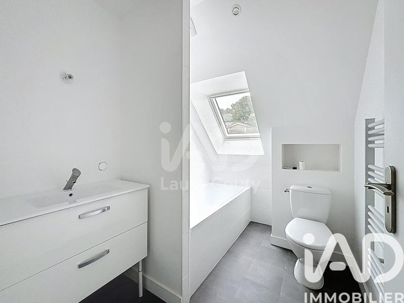 Maison - 99 m² - 5 pièces