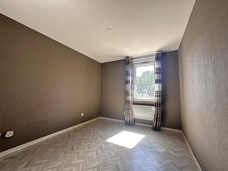 Appartement - 80 m² - 3 pièces