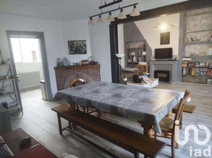 Maison - 270 m² - 11 pièces