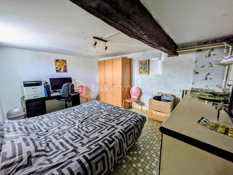 Maison traditionnelle - 96 m² - 6 pièces