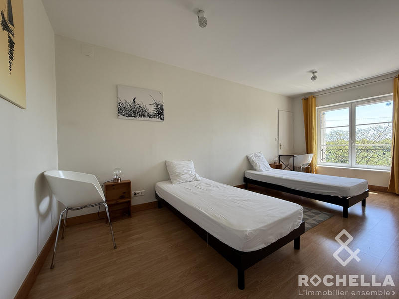 Maison ancienne - 305 m² - 11 pièces