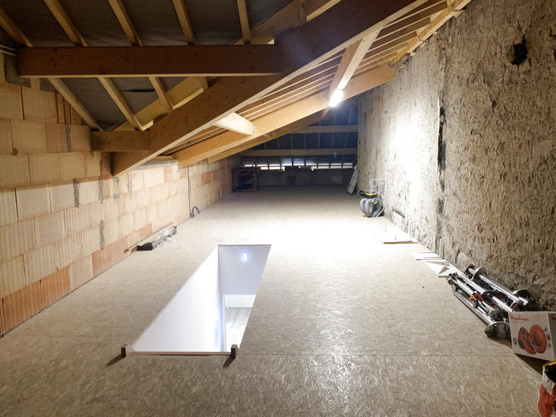 Maison - 256 m² - 7 pièces