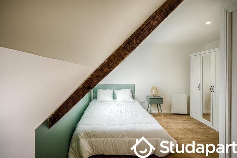 Chambre - 15 m² - 1 pièce