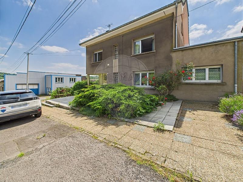 Maison - 146 m² - 9 pièces