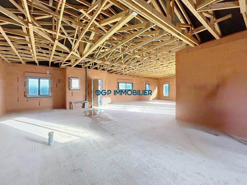 Maison - 120 m² - 4 pièces