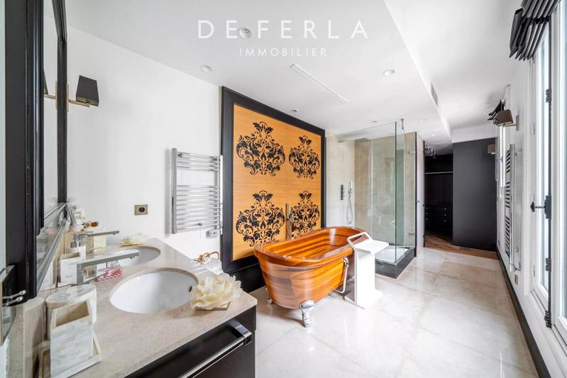 Appartement - 183 m² - 5 pièces