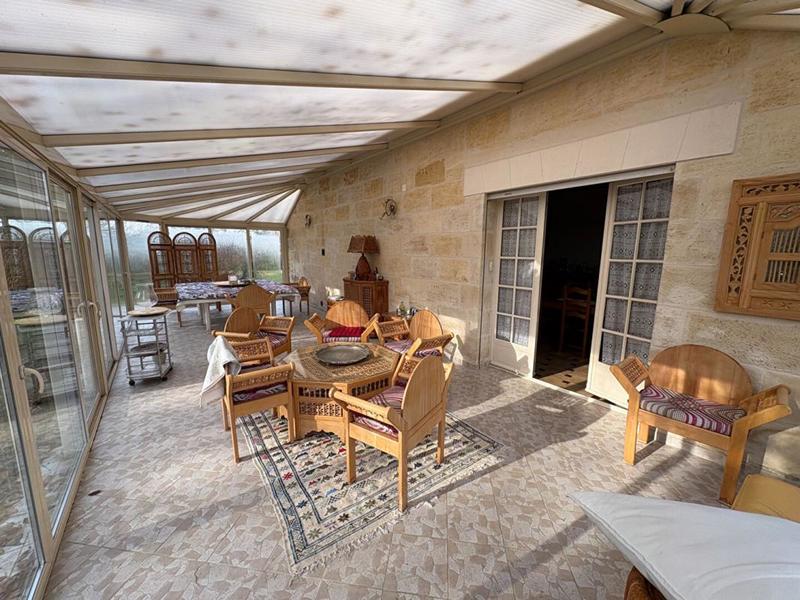 Maison - 232 m² - 5 pièces