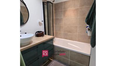 Appartement - 86 m² - 5 pièces