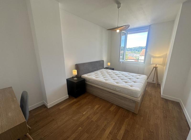 Appartement ancien - 54 m² - 2 pièces