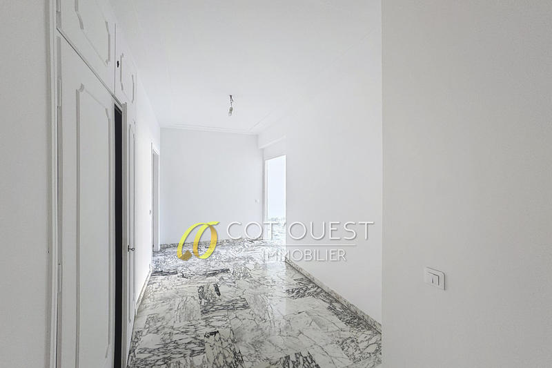 Appartement - 93 m² - 3 pièces