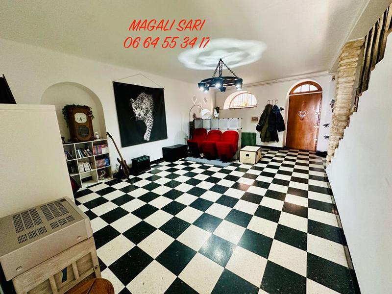 Maison - 153 m² - 7 pièces