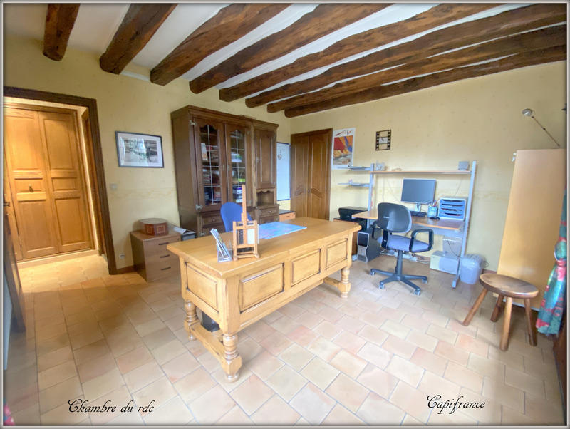 Maison - 255 m² - 6 pièces