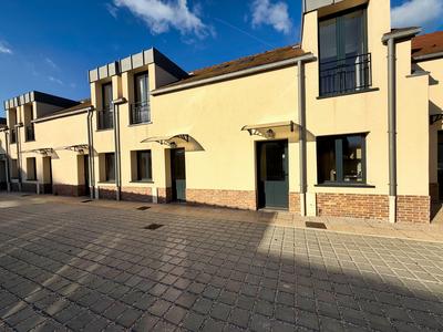 Maison - 82 m² - 4 pièces