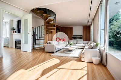 Maison - 123 m² - 6 pièces