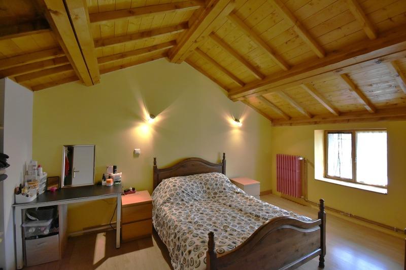 Maison - 98 m² - 5 pièces