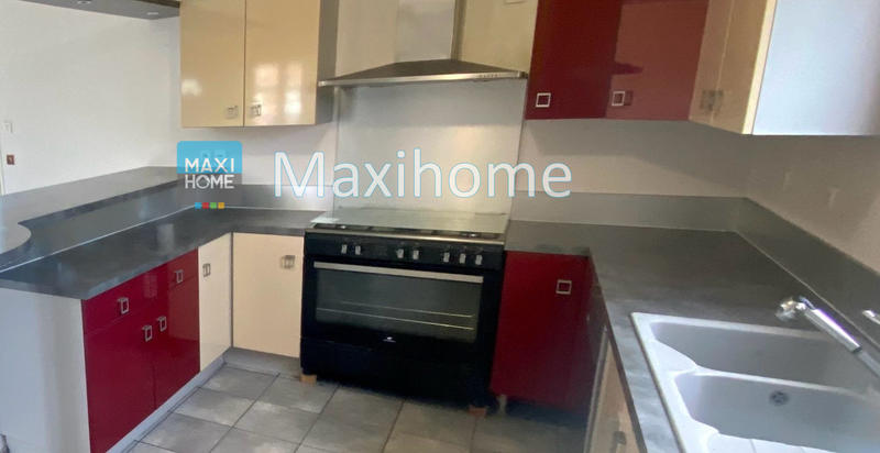 Maison - 106 m² - 5 pièces