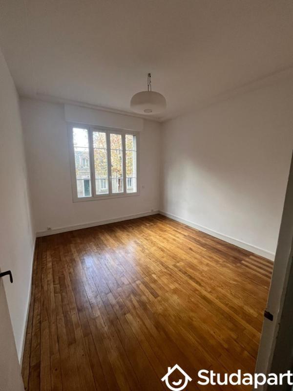 Appartement - 90 m² - 4 pièces