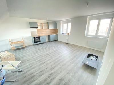 Loft - 67 m² - 3 pièces