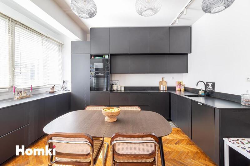 Appartement - 80 m² - 3 pièces