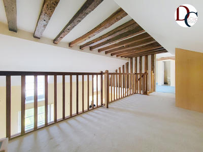 Appartement - 97 m² - 4 pièces