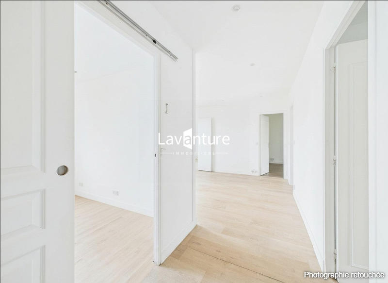 Appartement - 81 m² - 5 pièces